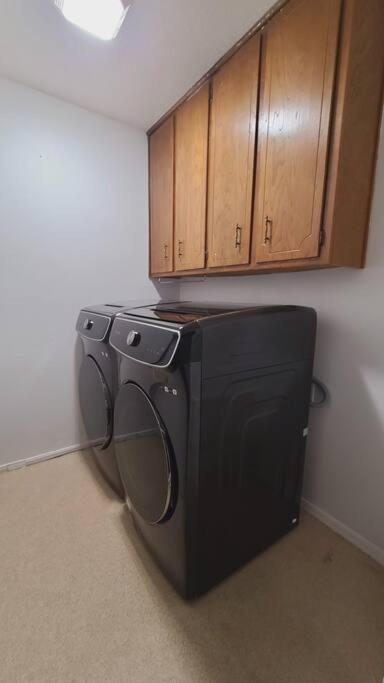 Centrally Located In Rogers And Bentonville! -Private Rooms Exterior photo