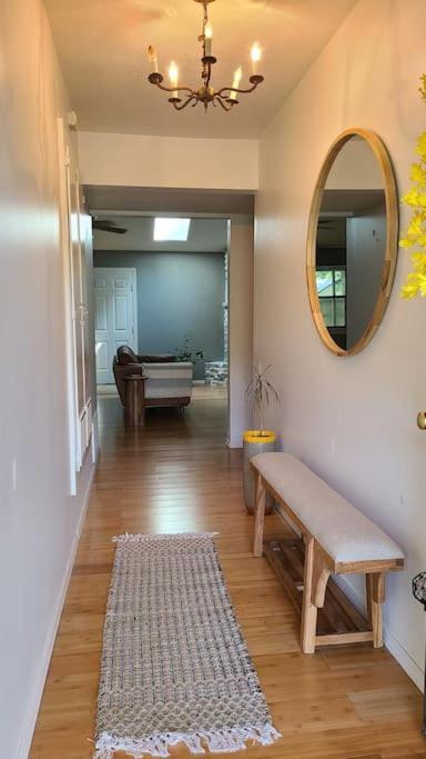 Centrally Located In Rogers And Bentonville! -Private Rooms Exterior photo