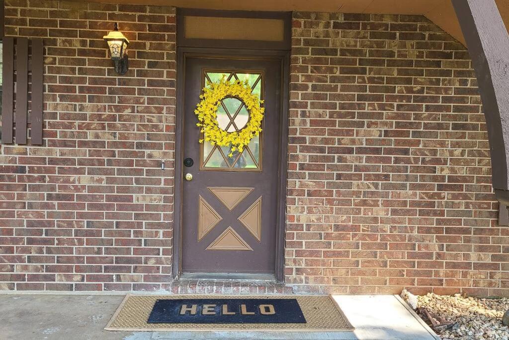 Centrally Located In Rogers And Bentonville! -Private Rooms Exterior photo